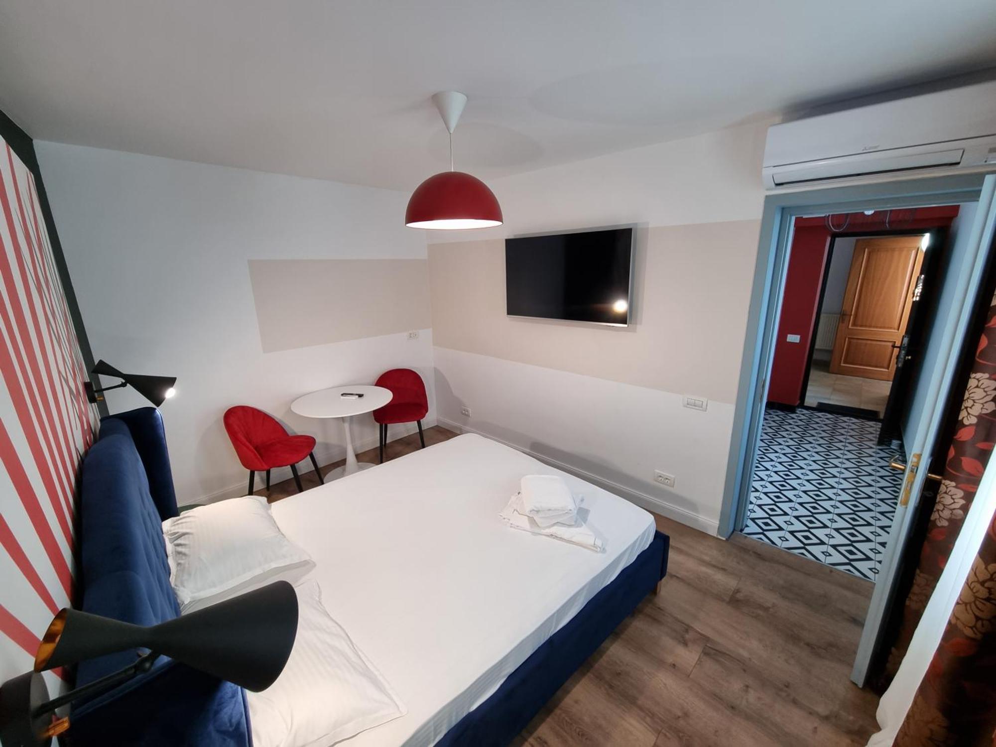 Unirii Square Old Town Apartments Бухарест Номер фото
